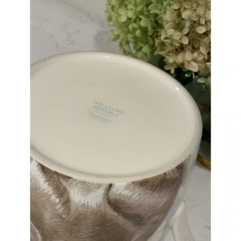EUC Williams Sonoma Damask Easter Bunny Pitcher Blue Retired 85 Oz